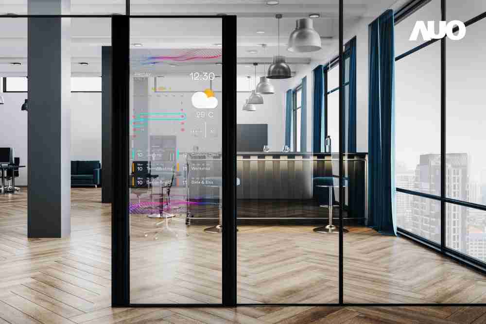 60吋Micro LED透明窗屏显示器，，，，可依需求调整并延伸应用于不同场域，，，包括汽车侧窗或家庭玄关、、、智慧橱窗、、、、商业展示等面向，，，，提供丰富的信息娱乐内容